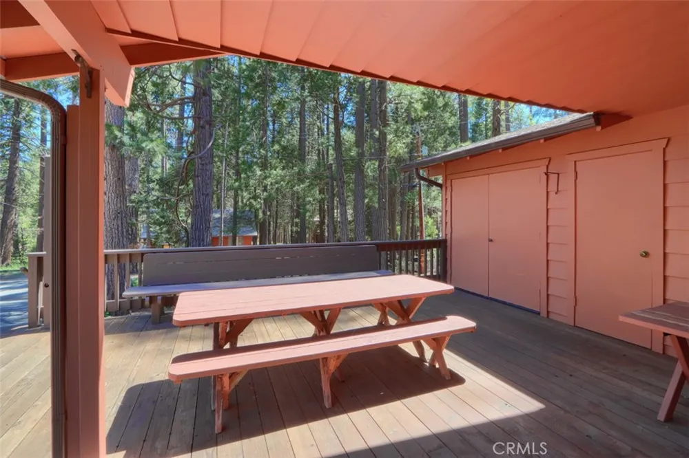 8067 Chilnualna Falls Road Wawona, CA 95389