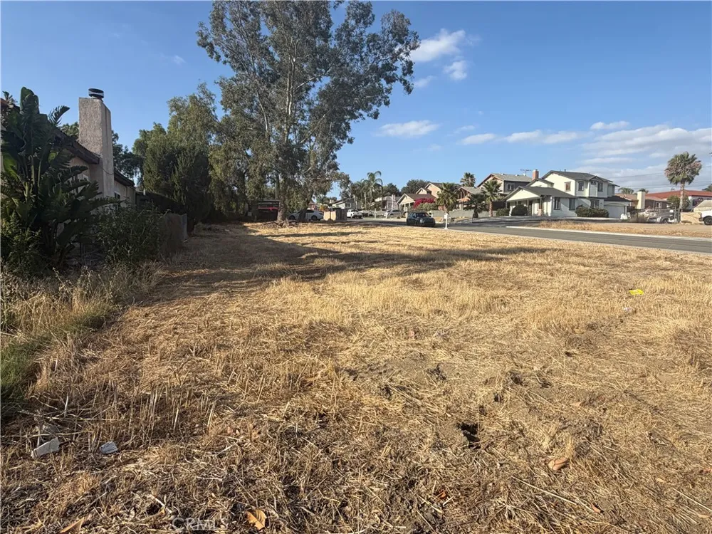Lakeshore Drive Lake Elsinore, CA 92530