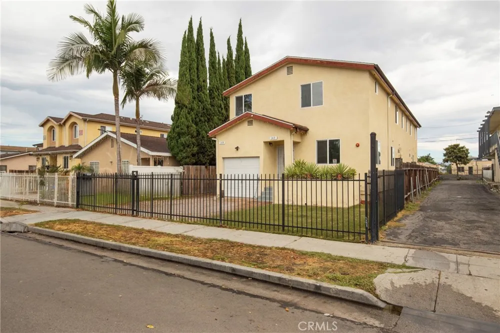 149 W Colden Avenue Los Angeles, CA 90003