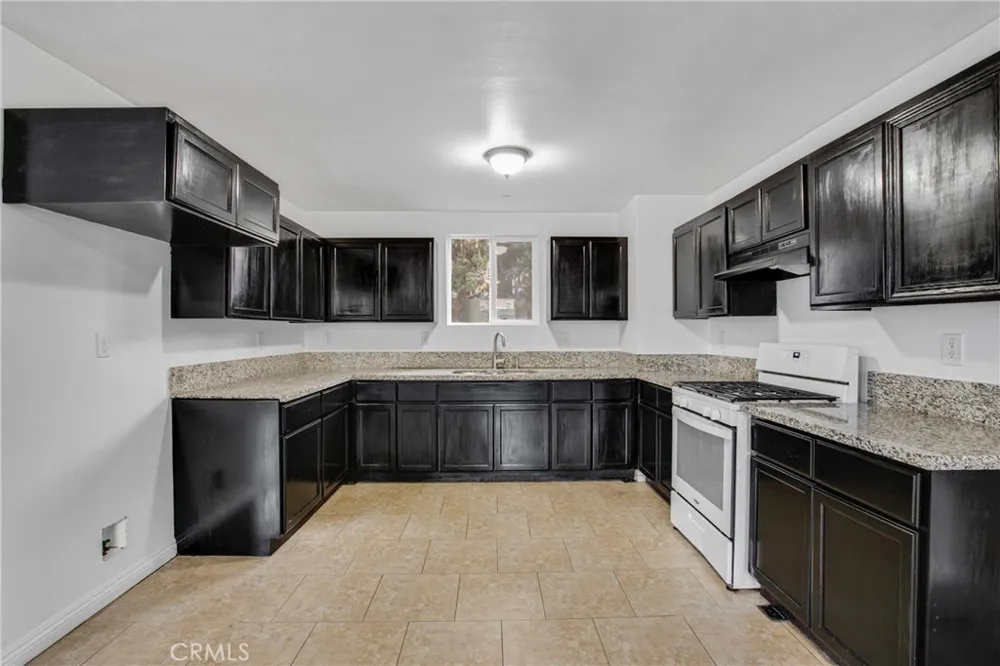 149 W Colden Avenue Los Angeles, CA 90003