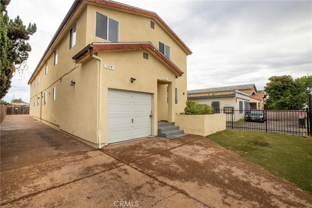 149 W Colden Avenue Los Angeles, CA 90003