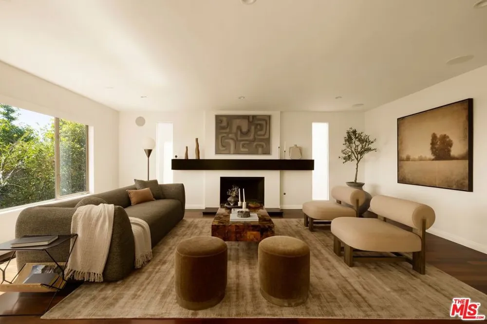 6350 Bryn Mawr Drive Los Angeles, CA 90068