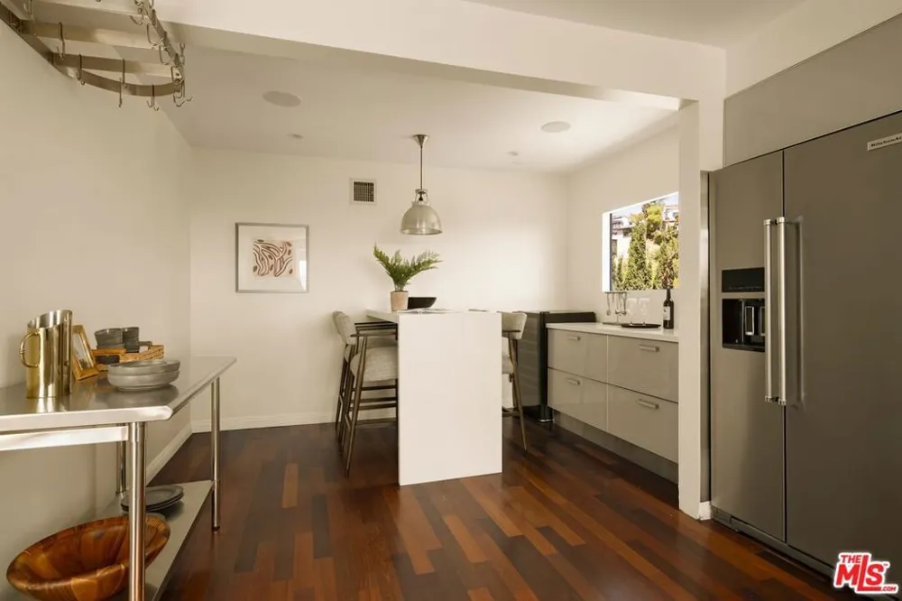 6350 Bryn Mawr Drive Los Angeles, CA 90068