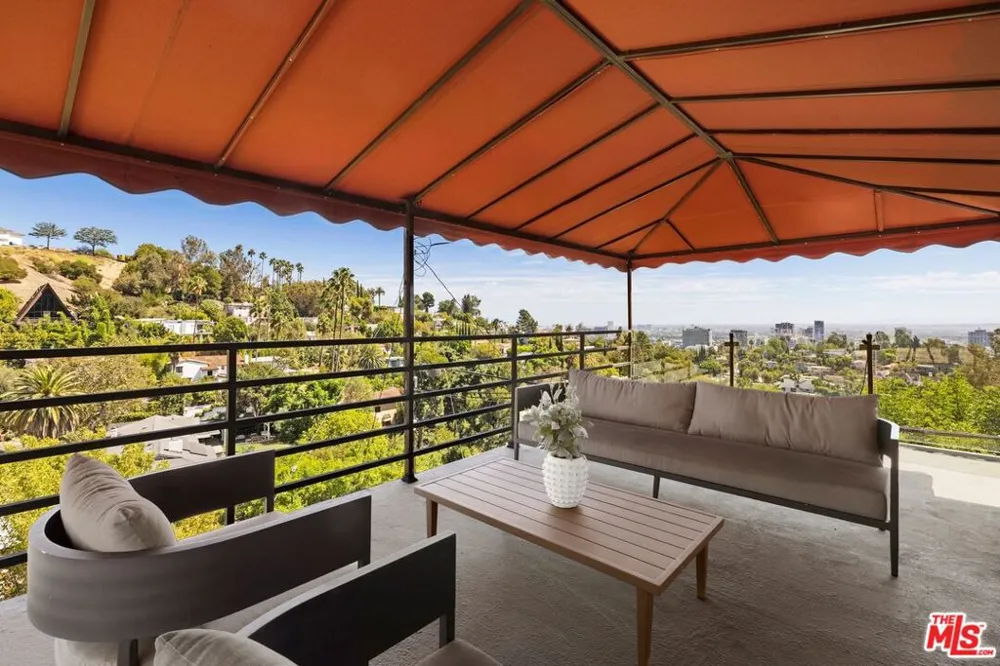 6350 Bryn Mawr Drive Los Angeles, CA 90068