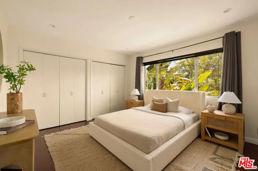 6350 Bryn Mawr Drive Los Angeles, CA 90068
