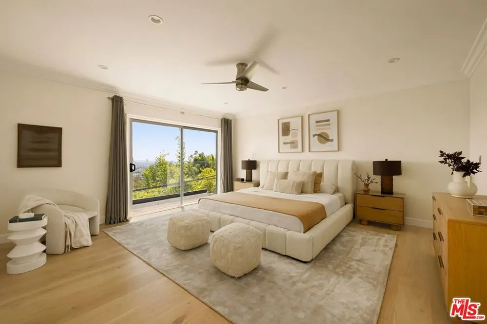 6350 Bryn Mawr Drive Los Angeles, CA 90068