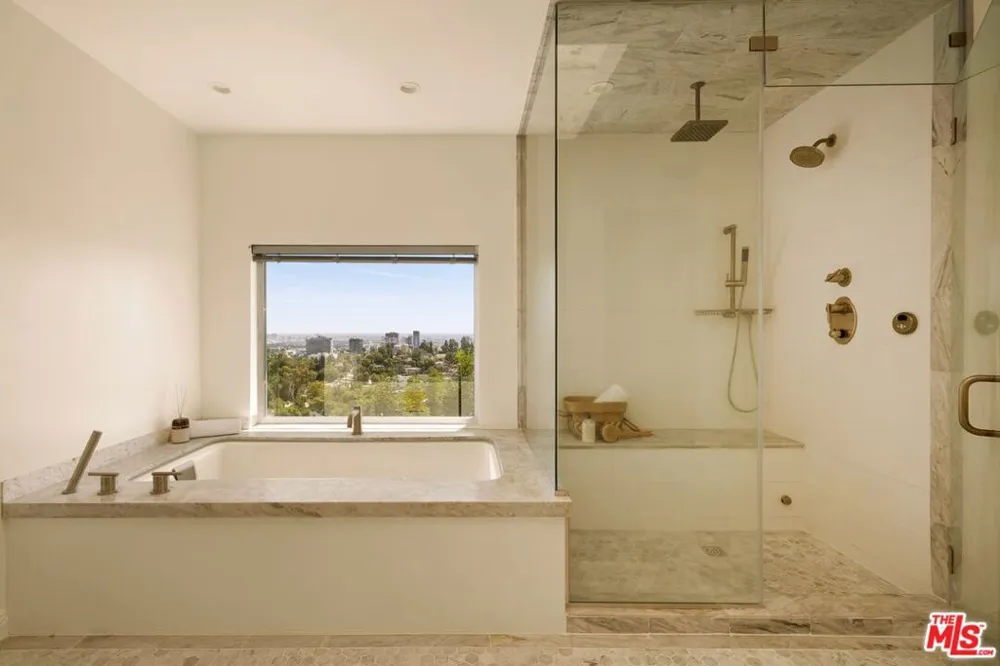 6350 Bryn Mawr Drive Los Angeles, CA 90068