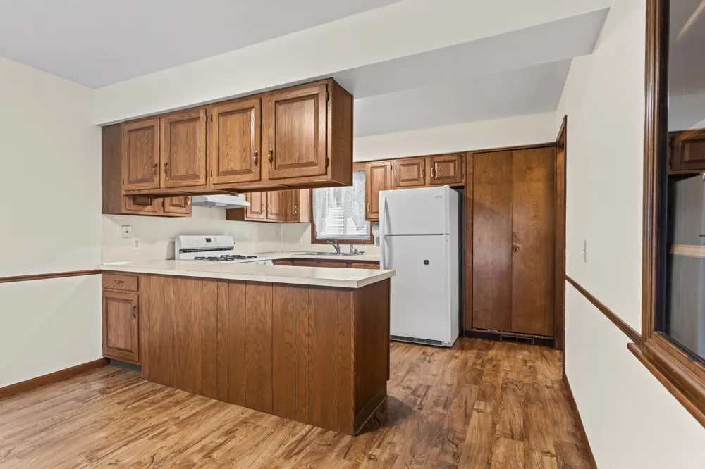 5784 Leisure South Drive SE Kentwood, MI 49548