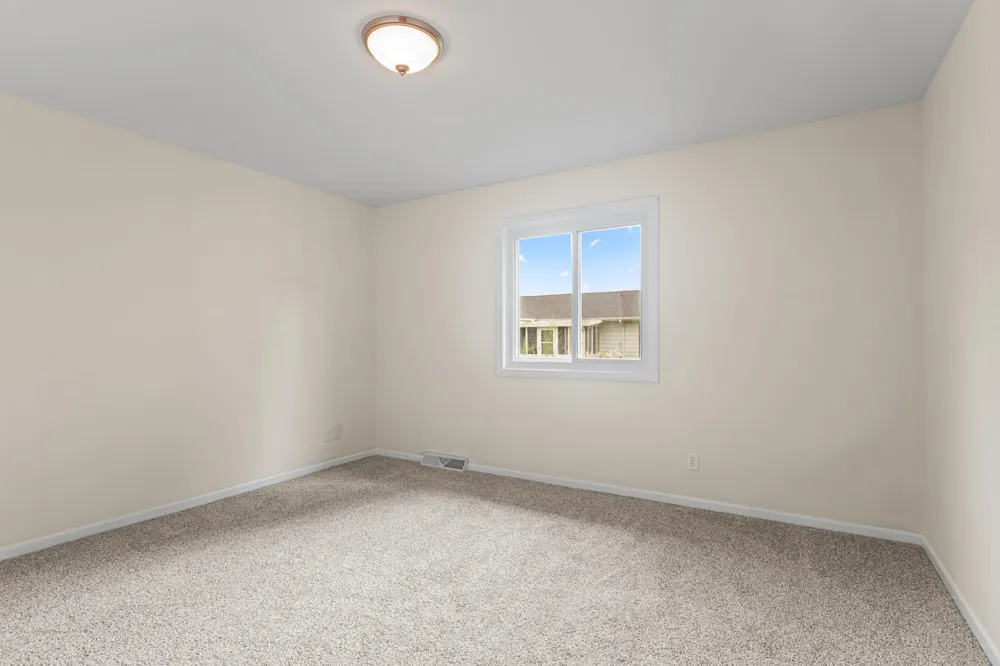 5784 Leisure South Drive SE Kentwood, MI 49548