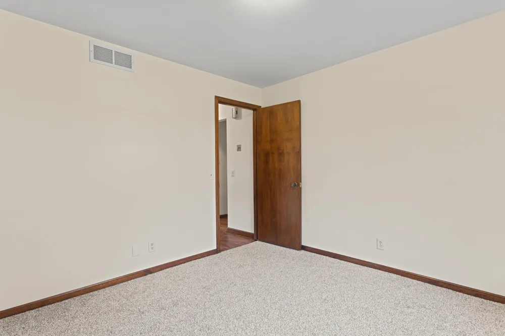 5784 Leisure South Drive SE Kentwood, MI 49548