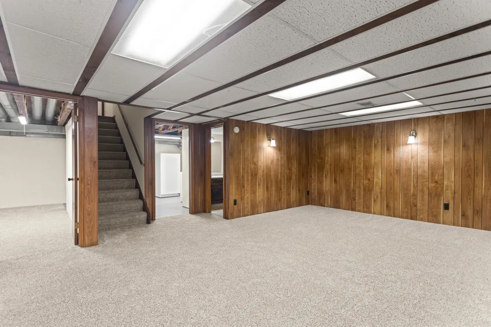 5784 Leisure South Drive SE Kentwood, MI 49548