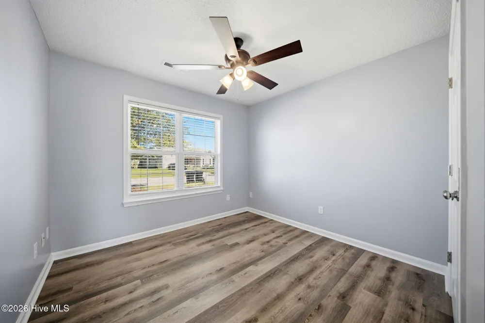 7414 Whitney Drive Wilmington, NC 28411