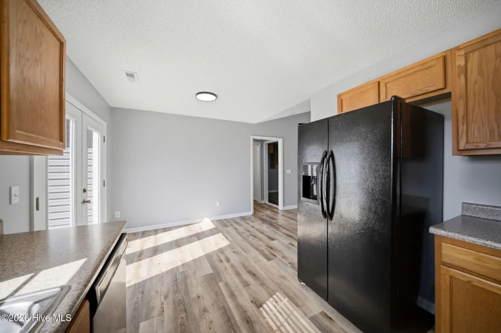 7414 Whitney Drive Wilmington, NC 28411