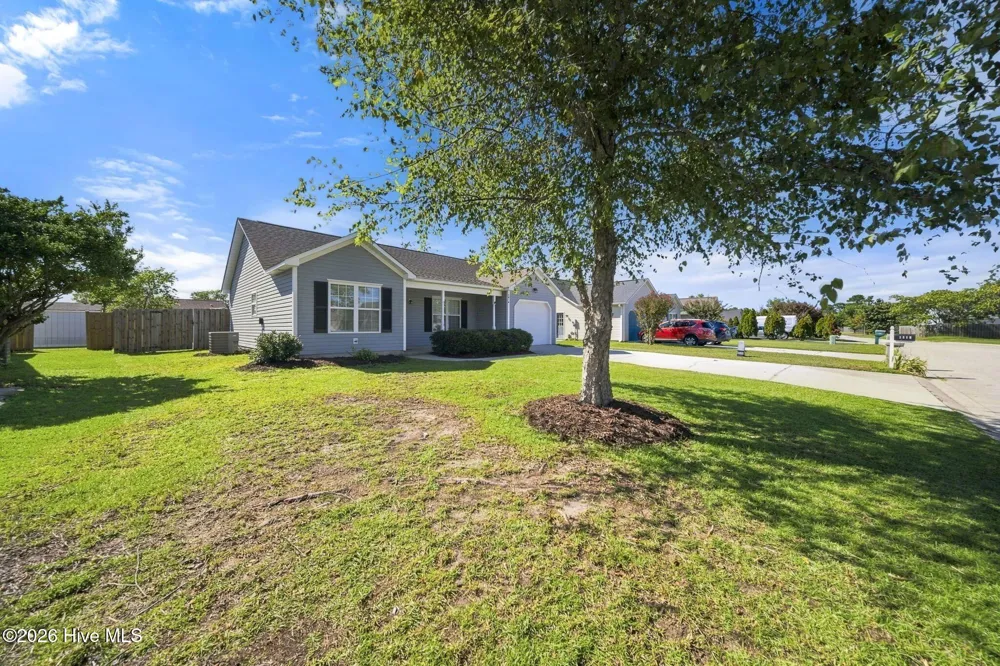 7414 Whitney Drive Wilmington, NC 28411