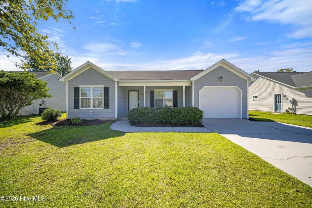 7414 Whitney Drive Wilmington, NC 28411