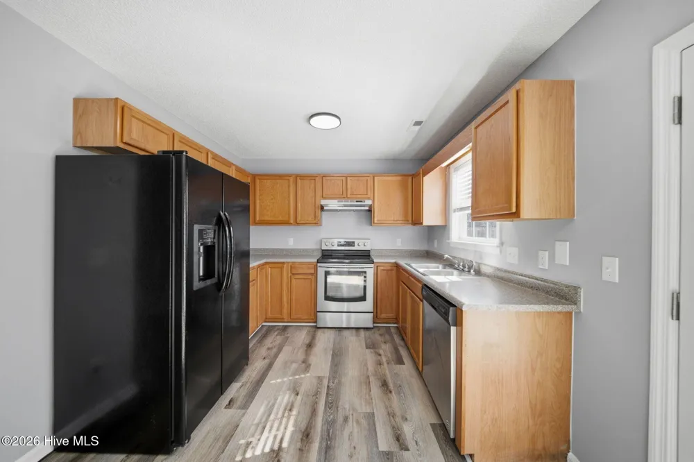 7414 Whitney Drive Wilmington, NC 28411