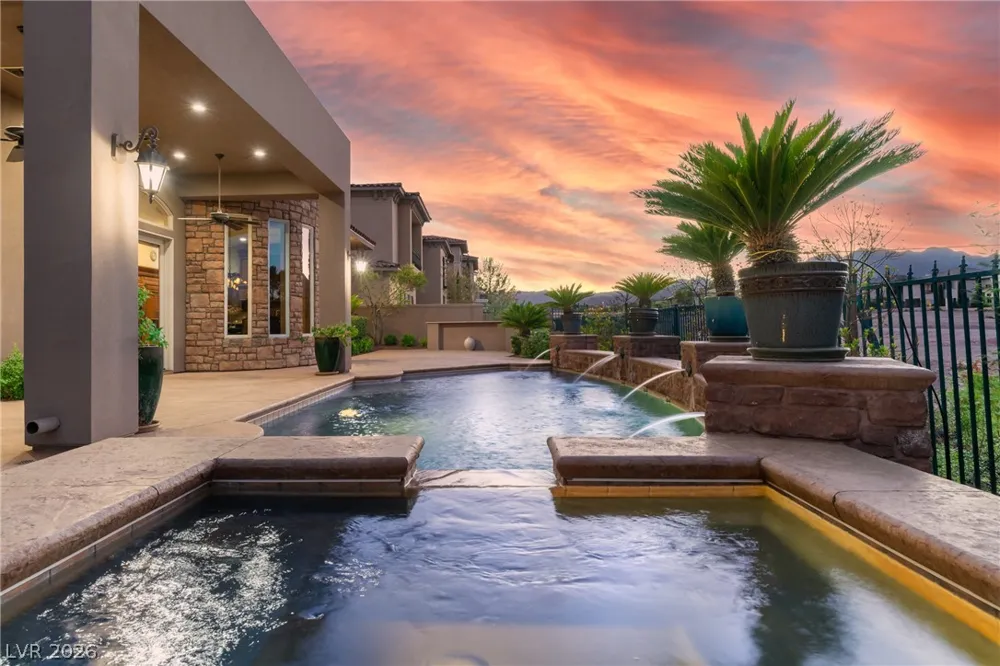 9716 Verlaine Court Las Vegas, NV 89145