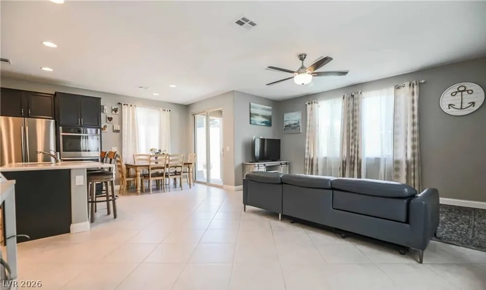 904 Cirrus Cloud Avenue Las Vegas, NV 89138