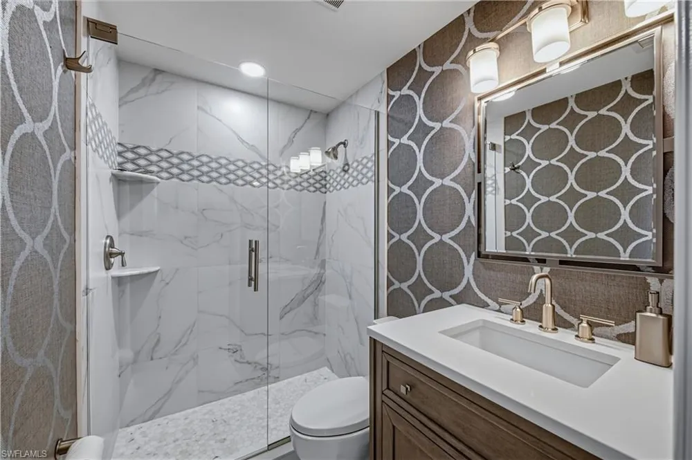 3737 Crayton Road Naples, FL 34103
