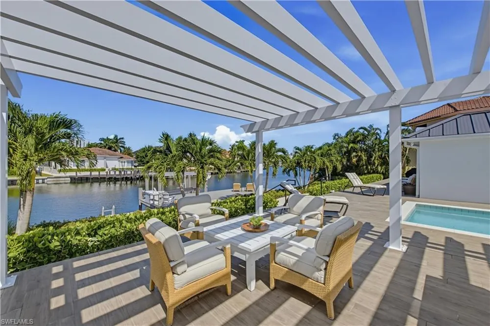 3737 Crayton Road Naples, FL 34103