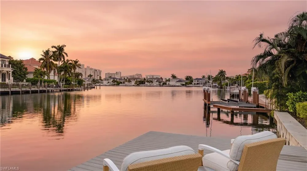 3737 Crayton Road Naples, FL 34103