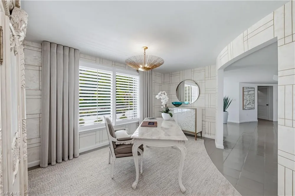 3737 Crayton Road Naples, FL 34103