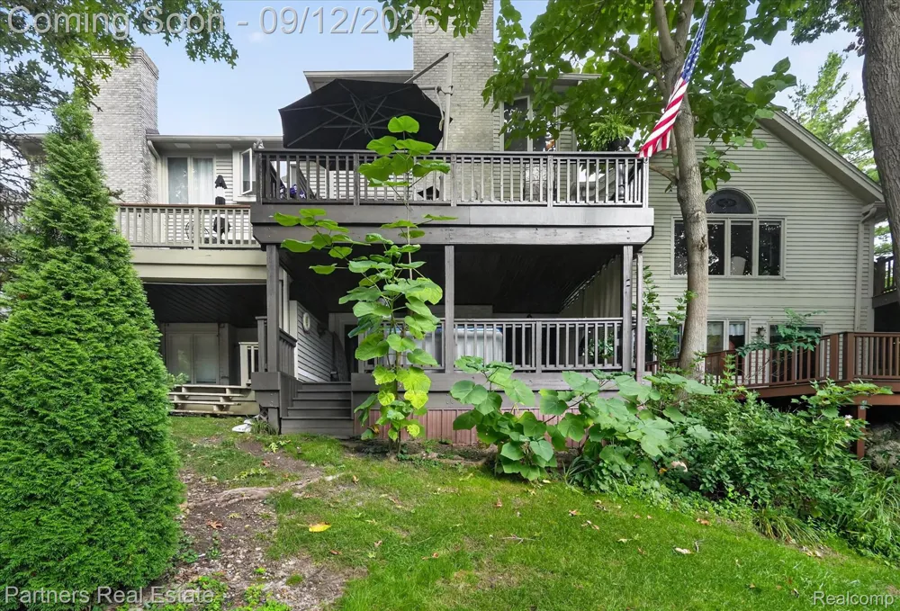 4436 Golf View Drive Genoa Township, MI 48116