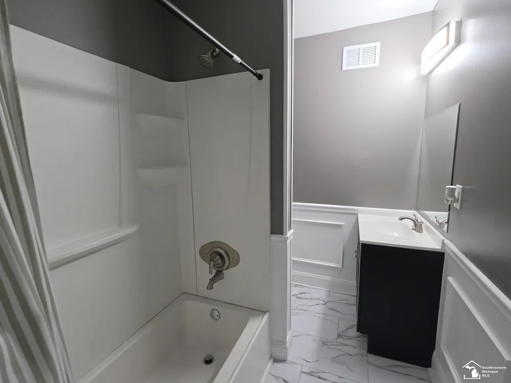 3051 Harborview Street Frenchtown Township, MI 48162