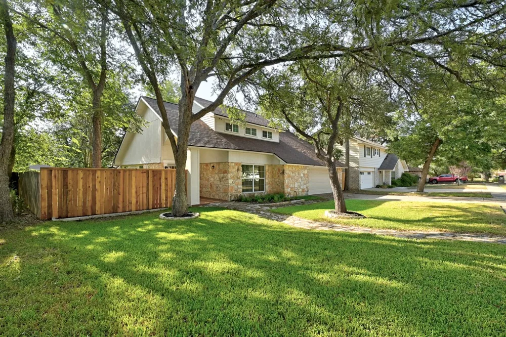 12405 Burlywood Trail Austin, TX 78750