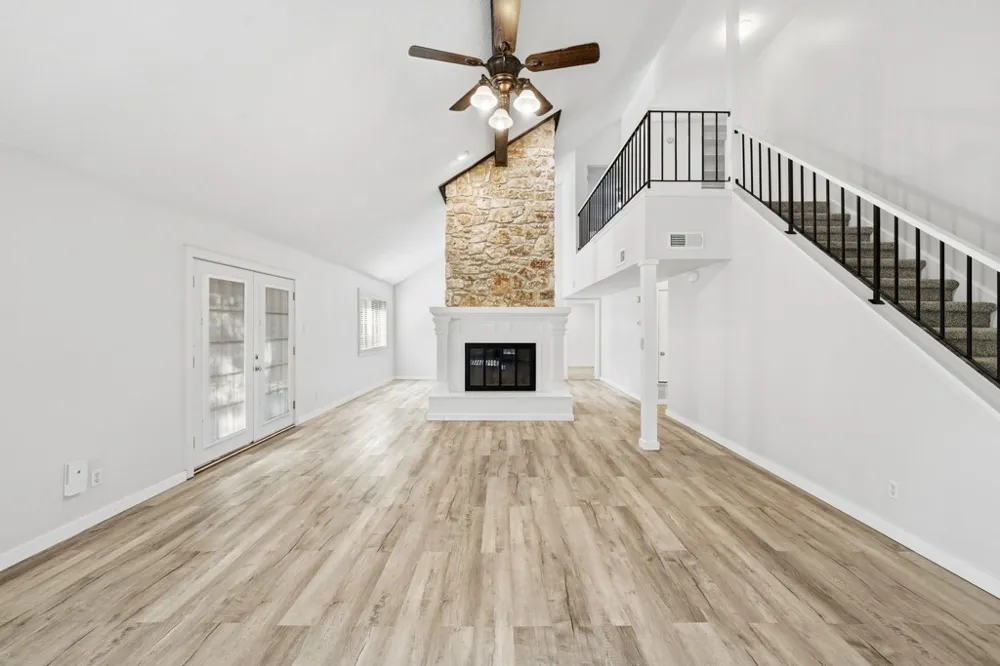 12405 Burlywood Trail Austin, TX 78750