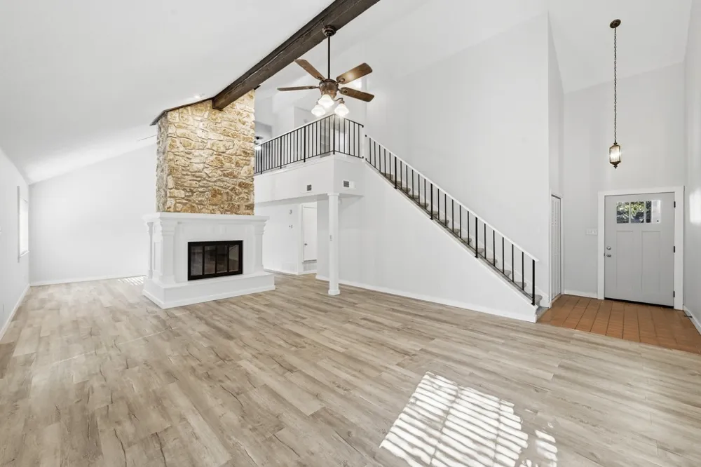 12405 Burlywood Trail Austin, TX 78750