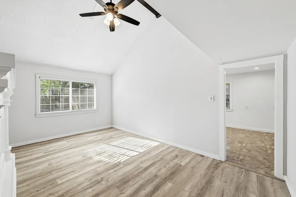 12405 Burlywood Trail Austin, TX 78750
