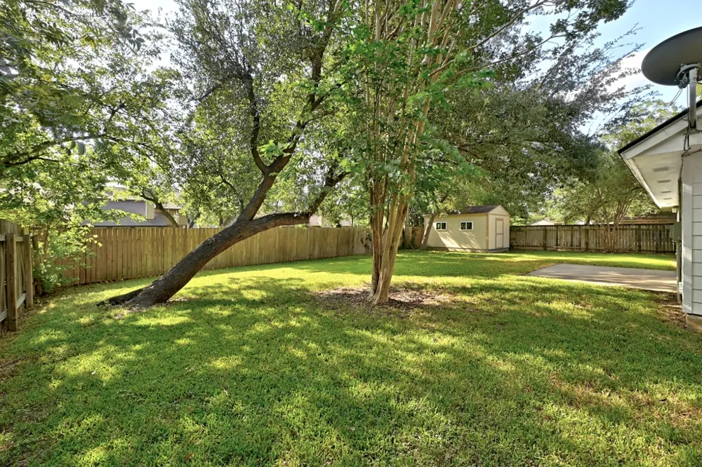 12405 Burlywood Trail Austin, TX 78750