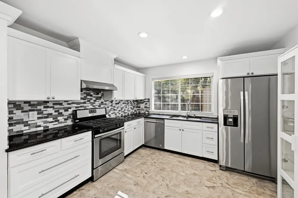 12405 Burlywood Trail Austin, TX 78750