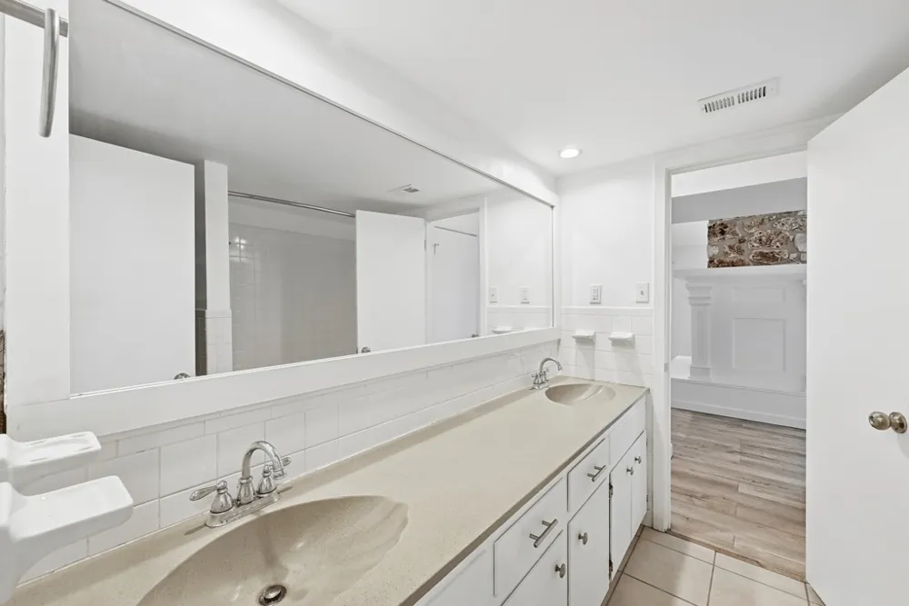 12405 Burlywood Trail Austin, TX 78750