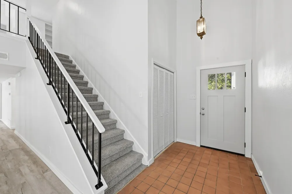 12405 Burlywood Trail Austin, TX 78750