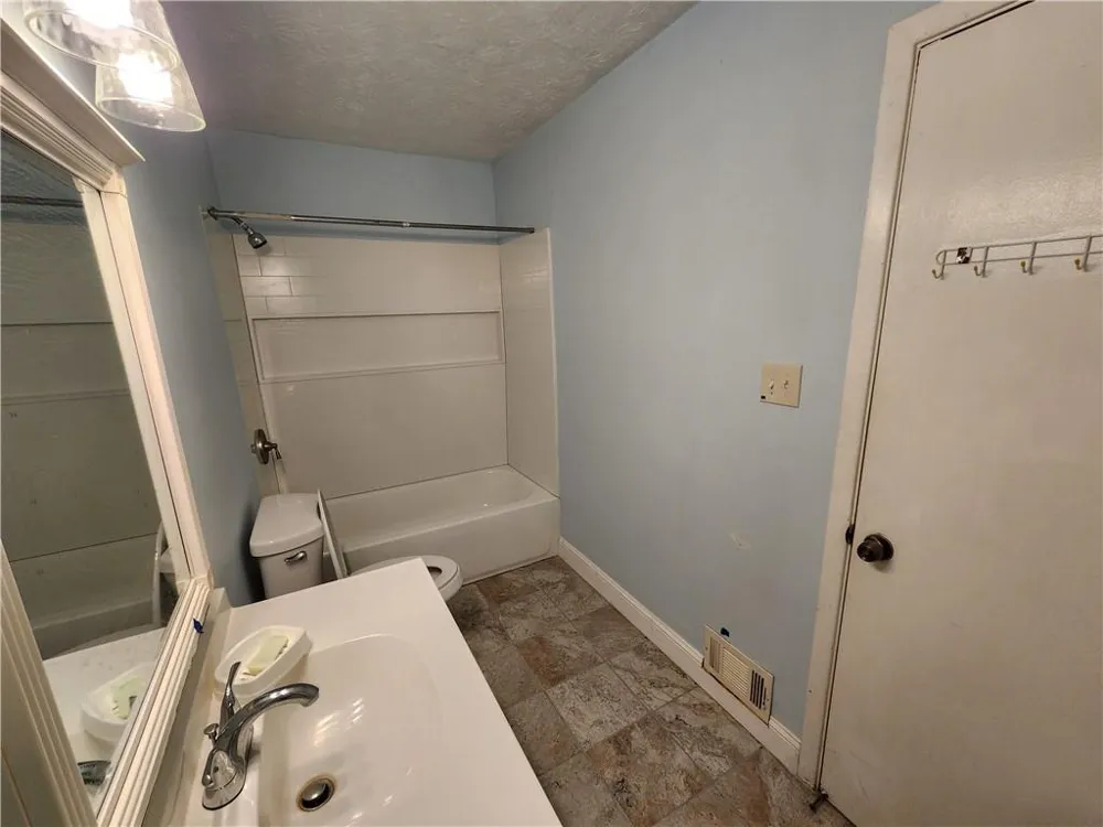 2952 Dekalb Drive #E Atlanta, GA 30340