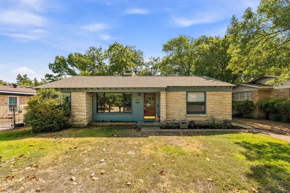 2909 Ryan Place Drive Fort Worth, TX 76110