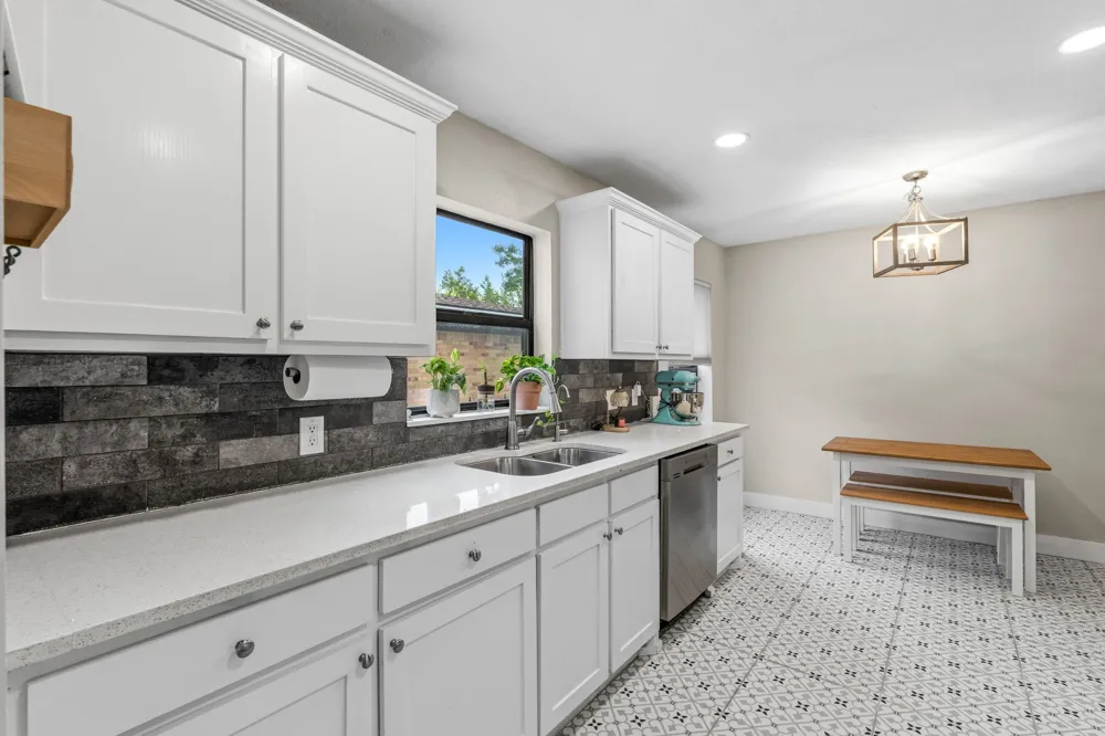 2909 Ryan Place Drive Fort Worth, TX 76110