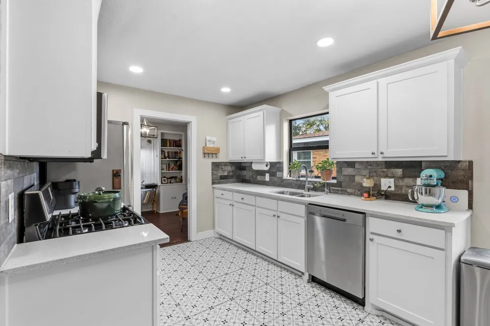 2909 Ryan Place Drive Fort Worth, TX 76110