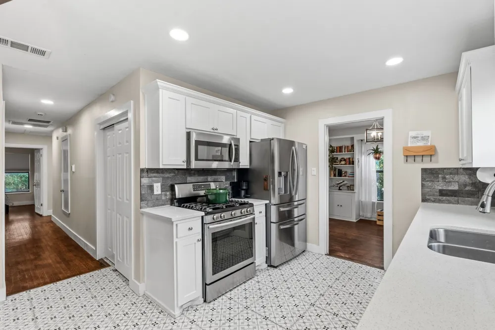 2909 Ryan Place Drive Fort Worth, TX 76110