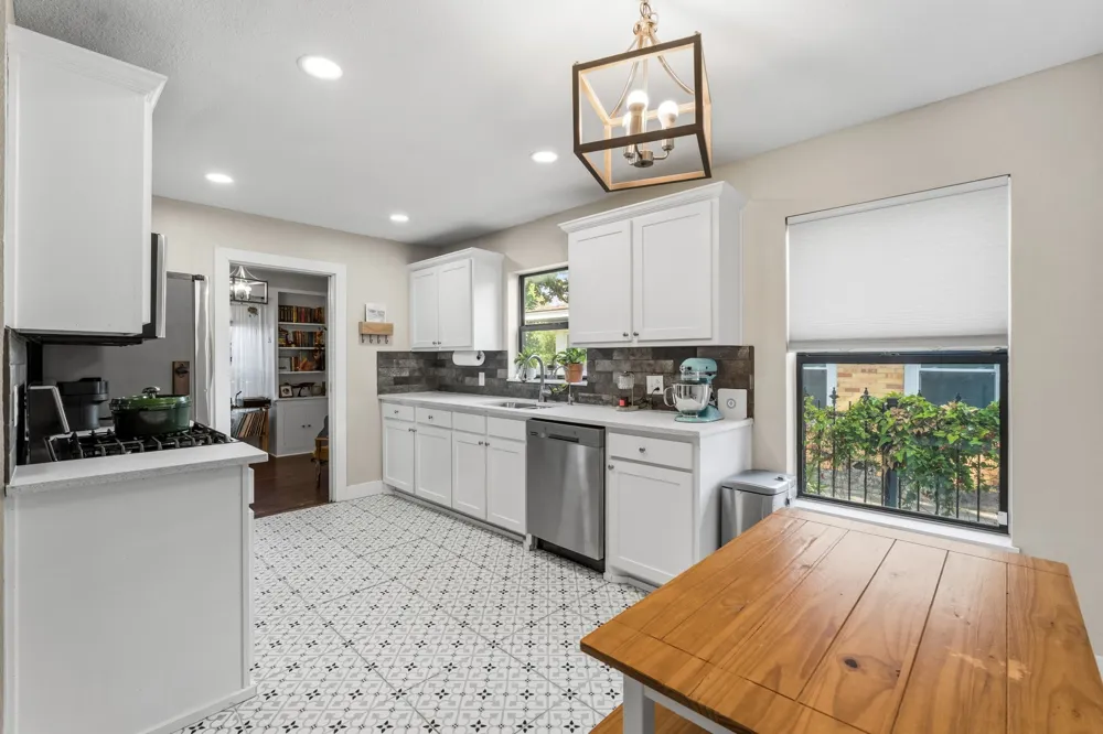 2909 Ryan Place Drive Fort Worth, TX 76110