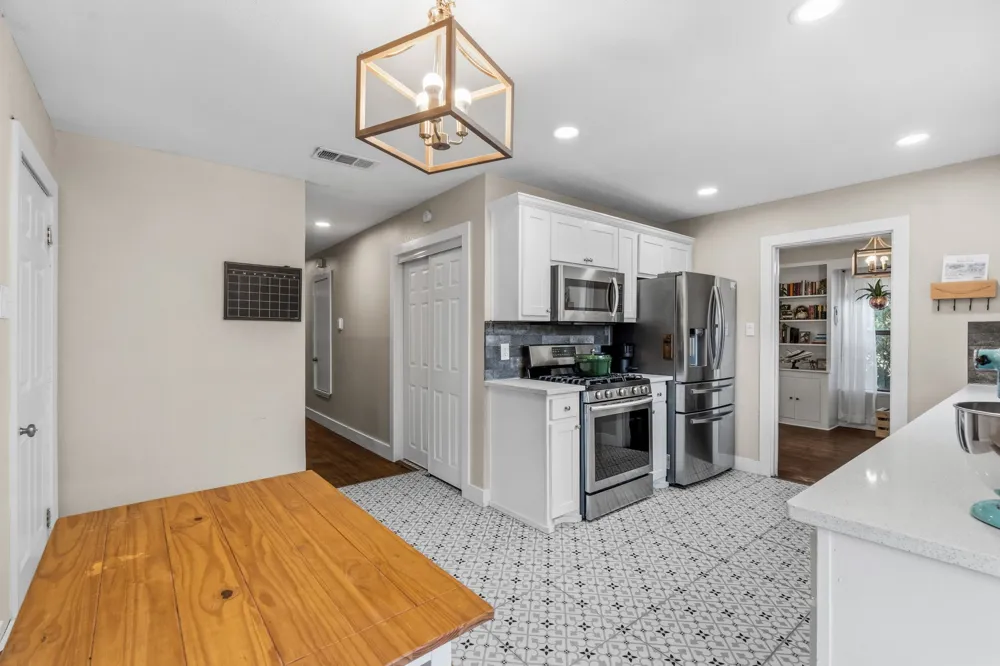 2909 Ryan Place Drive Fort Worth, TX 76110