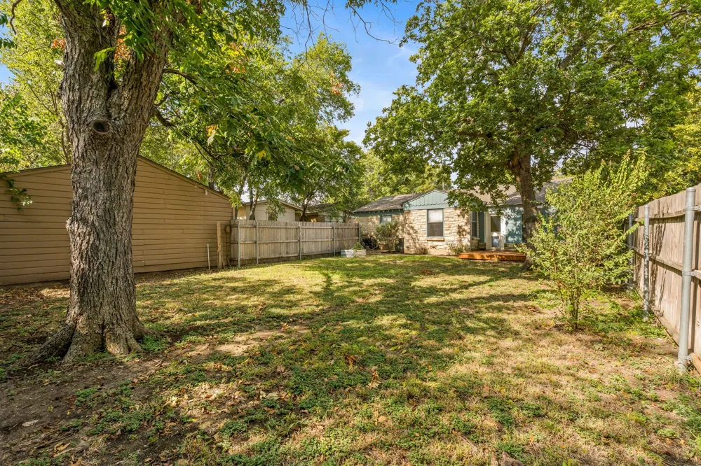 2909 Ryan Place Drive Fort Worth, TX 76110