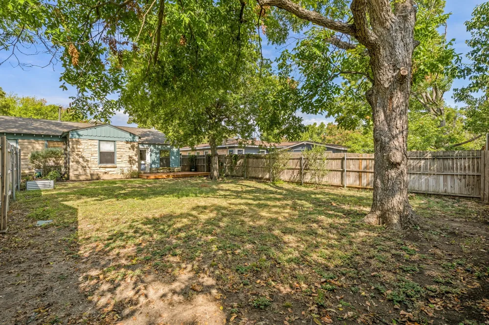 2909 Ryan Place Drive Fort Worth, TX 76110