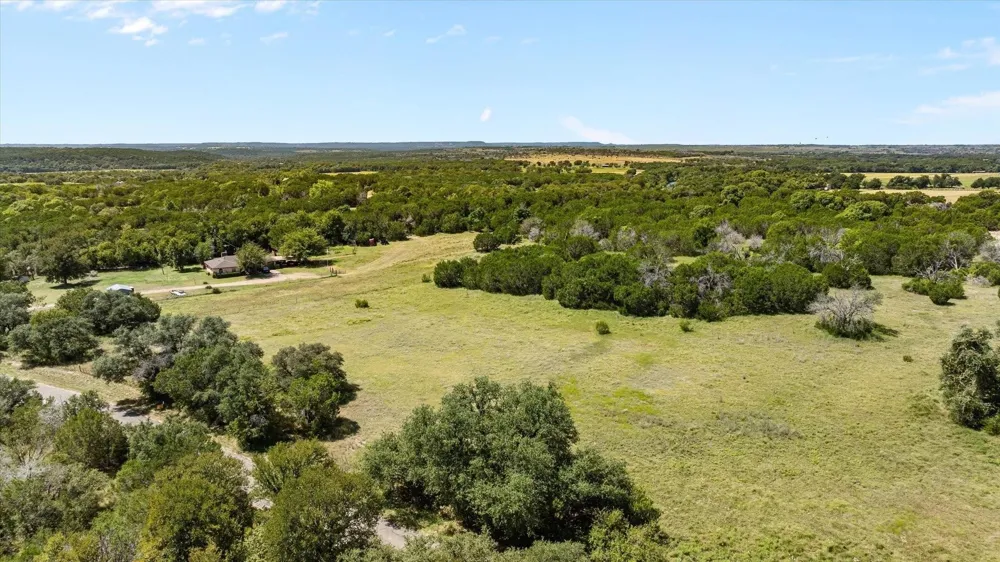 1037 County Road 1011 Glen Rose, TX 76043