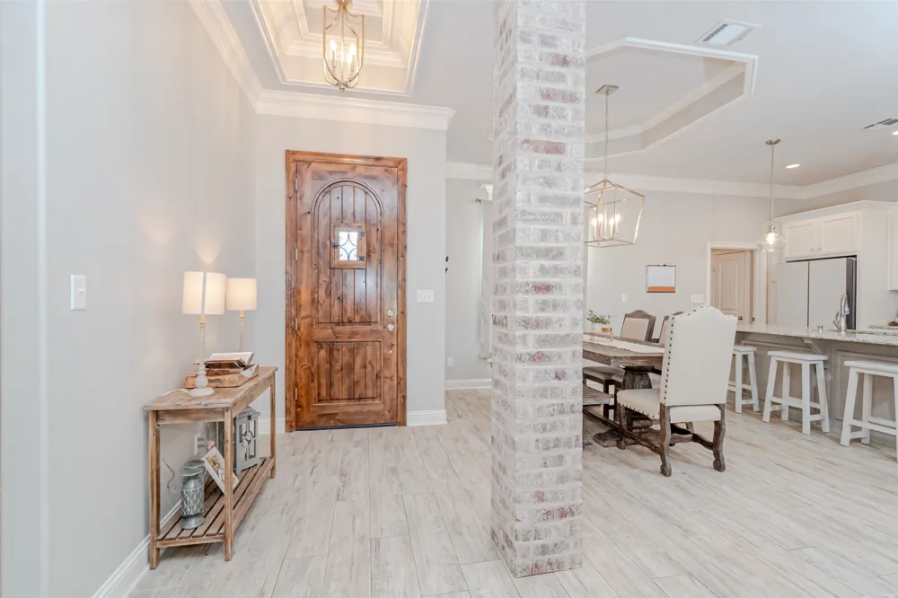 202 Jamestowne Boulevard Benton, LA 71006