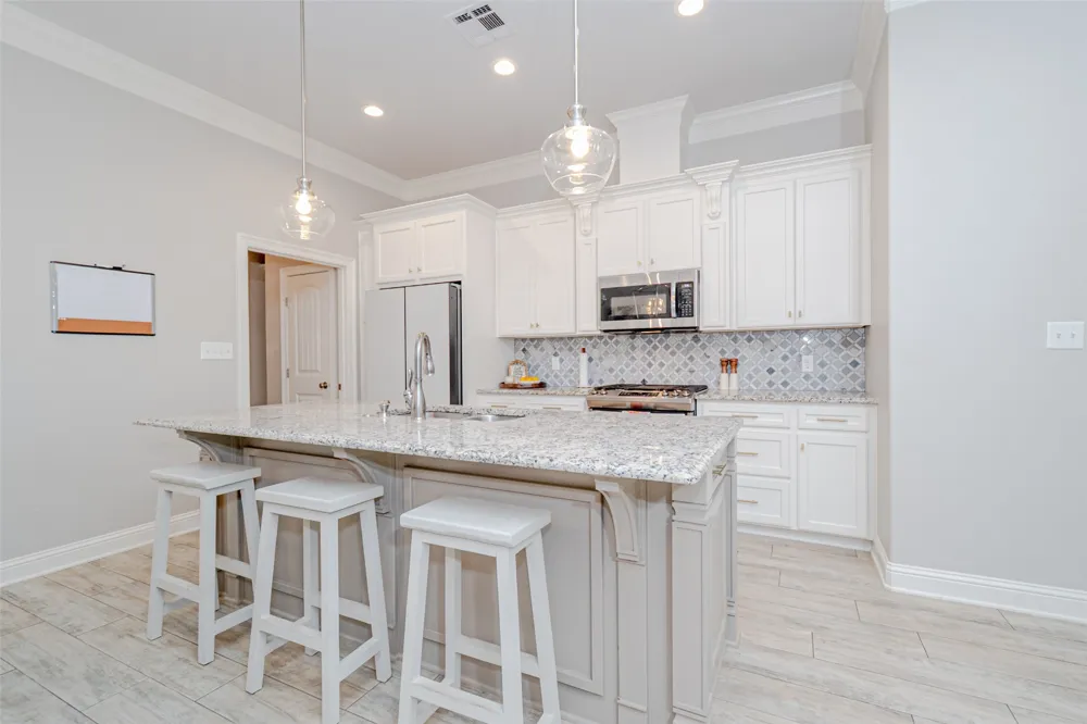 202 Jamestowne Boulevard Benton, LA 71006