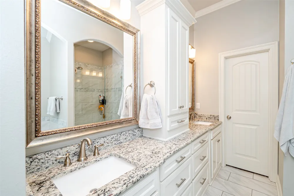 202 Jamestowne Boulevard Benton, LA 71006
