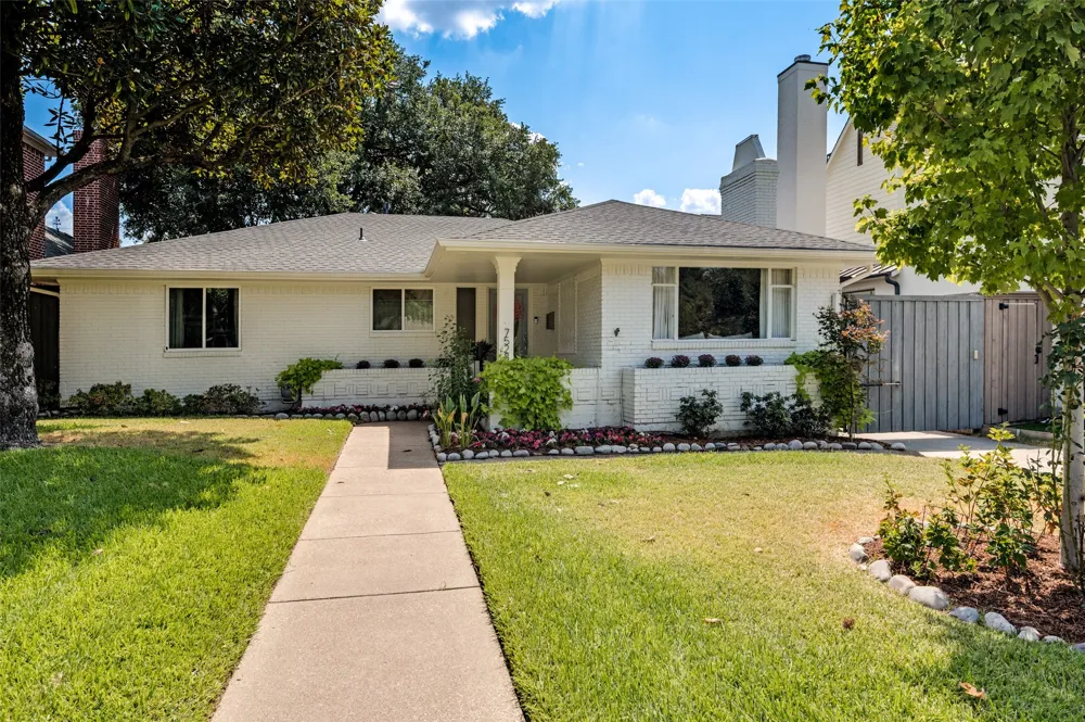 7528 Wentwood Drive Dallas, TX 75225